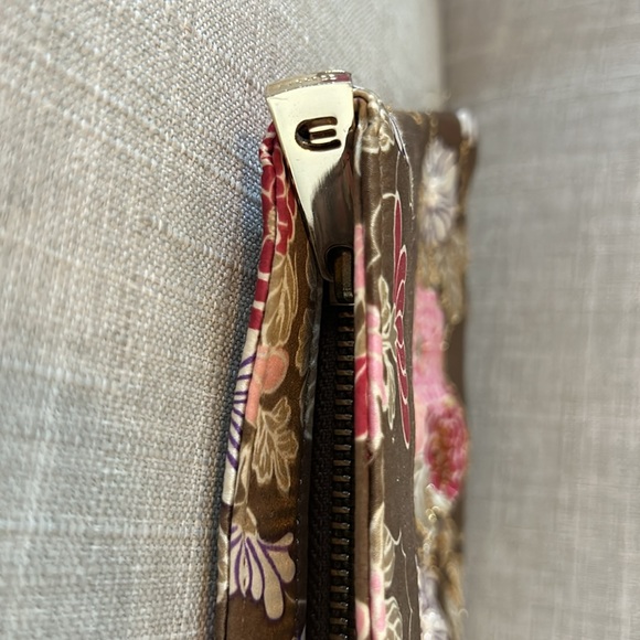 Express Satin Clutch - Picture 3 of 7